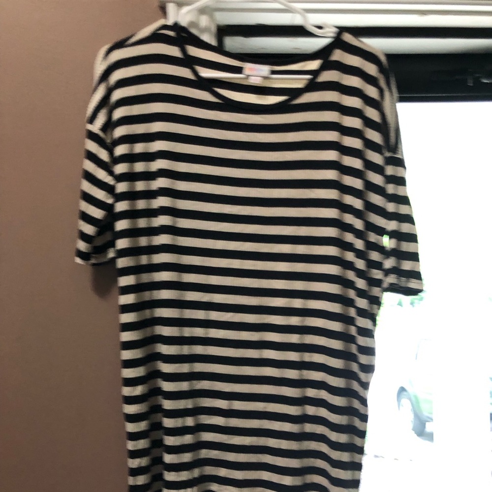 Lula roe Irma size medium